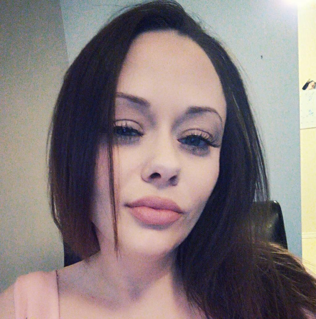 REDdeerBeautifulBrunetteBabeBedroomEyessoWETsooSweet REDdeerBeautifulBrunetteBabeBedroomEyessoWETsooSweet