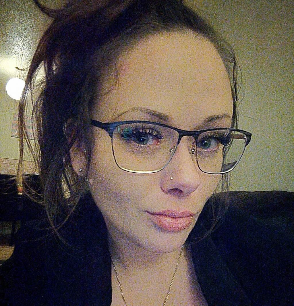 REDdeerBeautifulBrunetteBabeBedroomEyessoWETsooSweet REDdeerBeautifulBrunetteBabeBedroomEyessoWETsooSweet