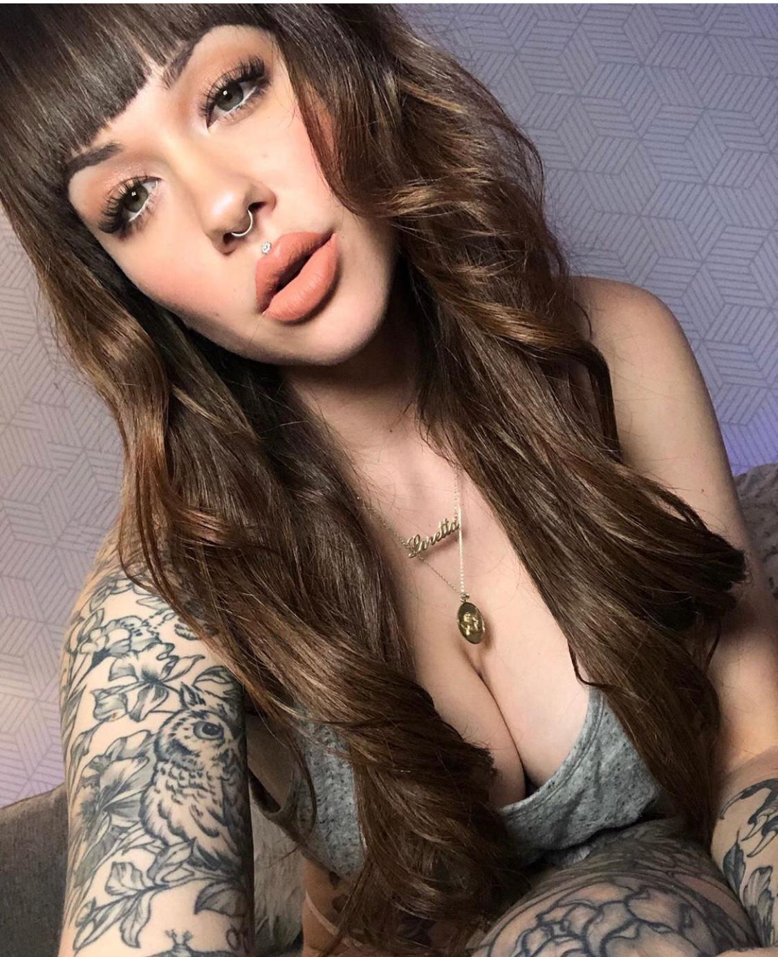 Are you stressed and need Some hot reliever? I’m a horny mature girl, I love sq Are you stressed and need Some hot reliever? I’m a horny mature girl, I love sq