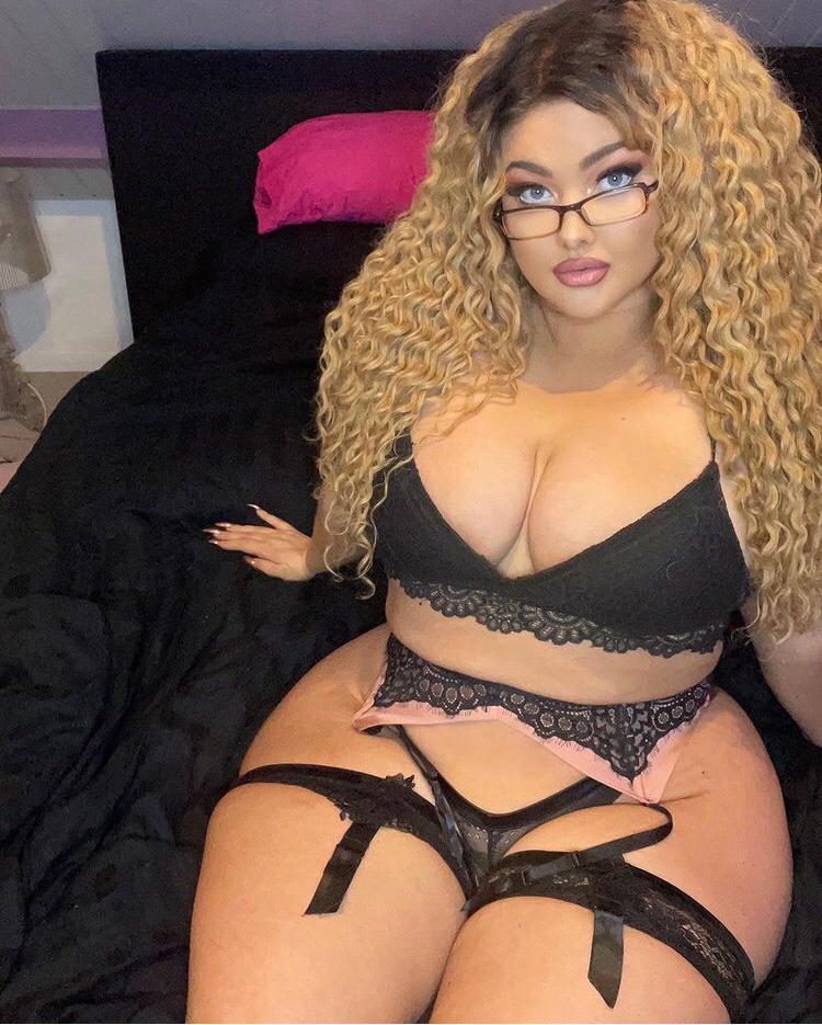 JUICY & SUBMISSIVE π JUICY & SUBMISSIVE π