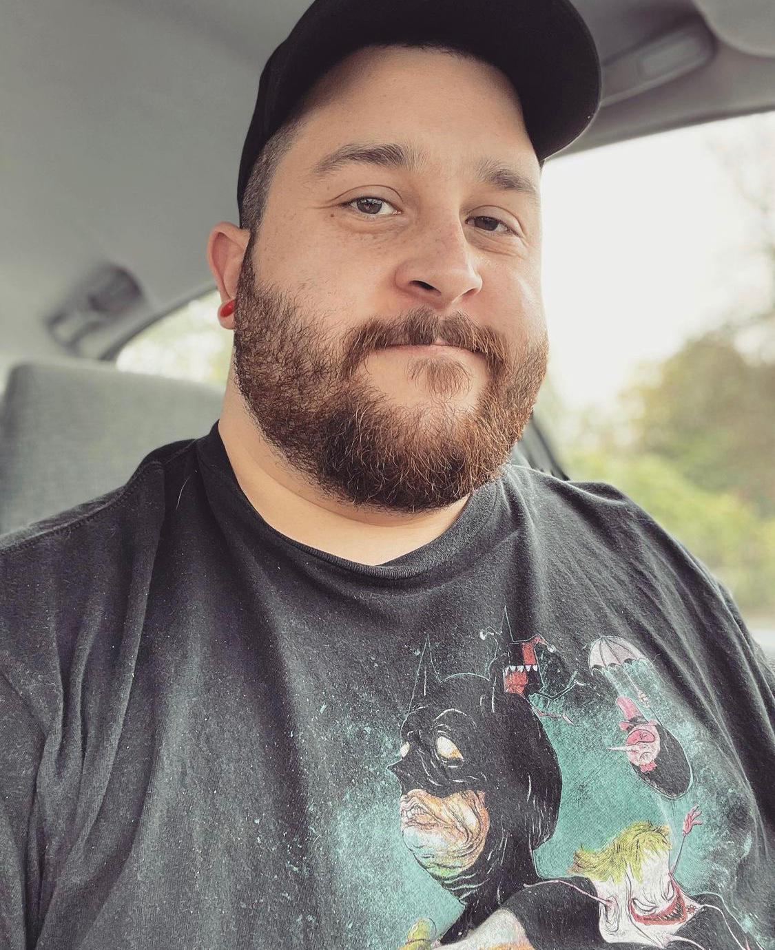 Naughty mike here to pleasure π π₯΅ Naughty mike here to pleasure π π₯΅