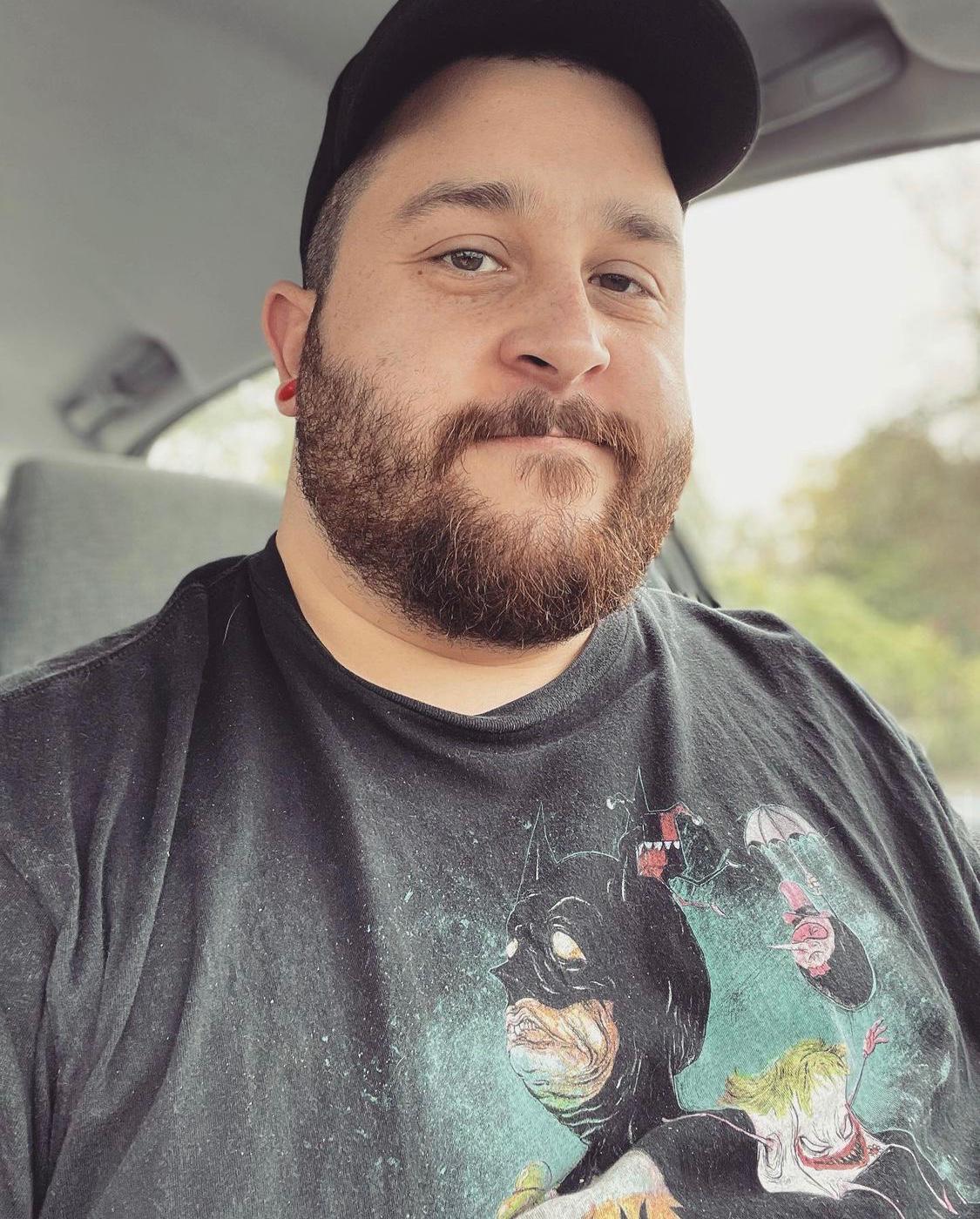 Naughty mike here to pleasure π π₯΅ Naughty mike here to pleasure π π₯΅