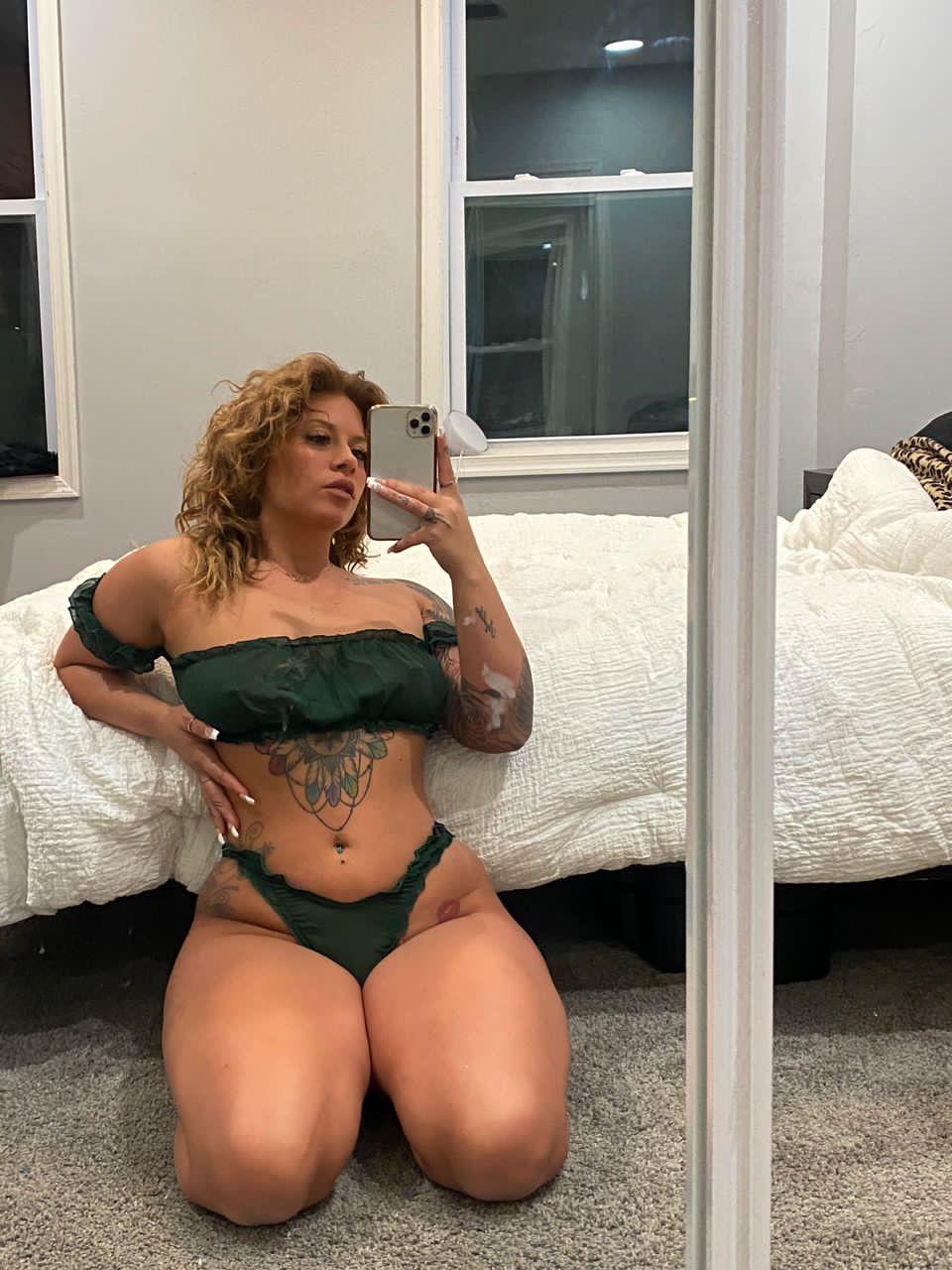 I’m available for hookup…HMU I’m available for hookup…HMU