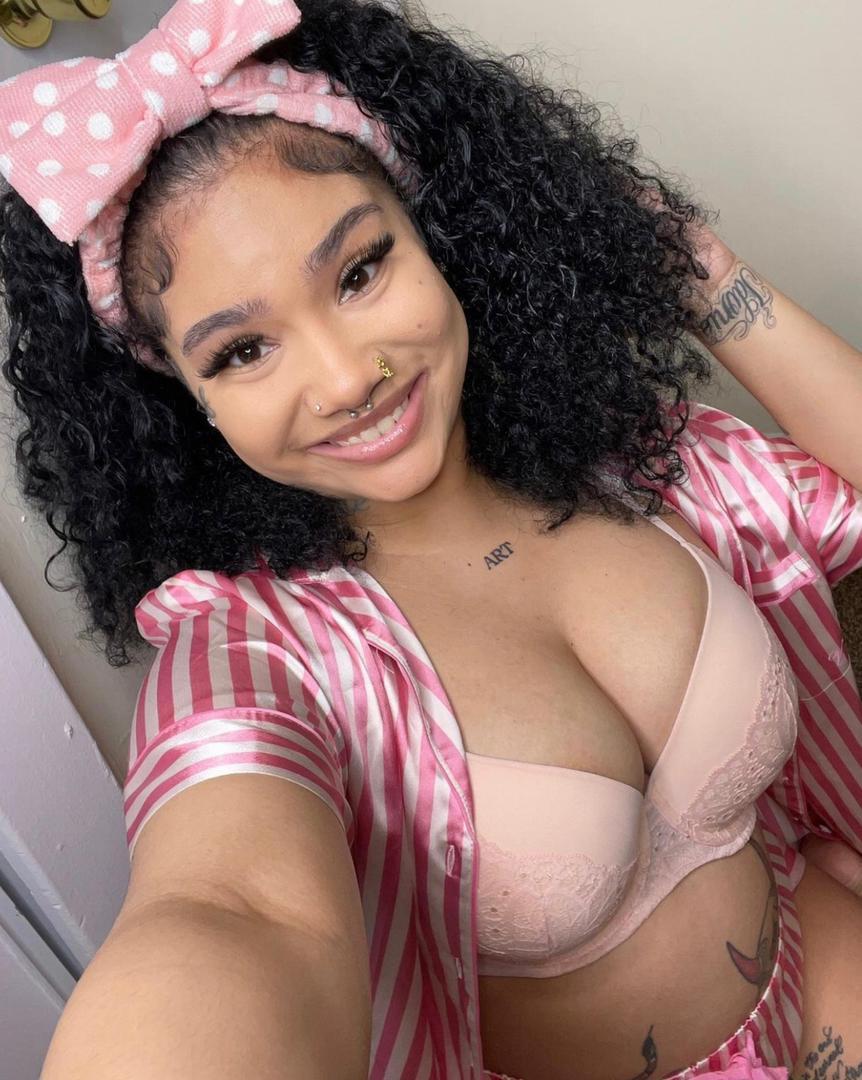 I am a fun woman looking to do some nastythings I am a fun woman looking to do some nastythings