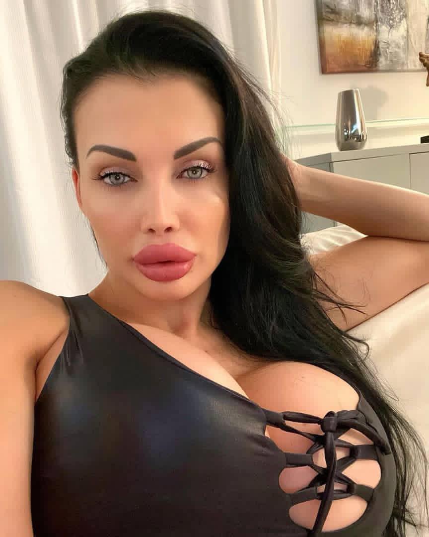 I DOWN FOR ALL KIND OF SEX AND I NEED A BIG DICK INSIDE MY WET I DOWN FOR ALL KIND OF SEX AND I NEED A BIG DICK INSIDE MY WET