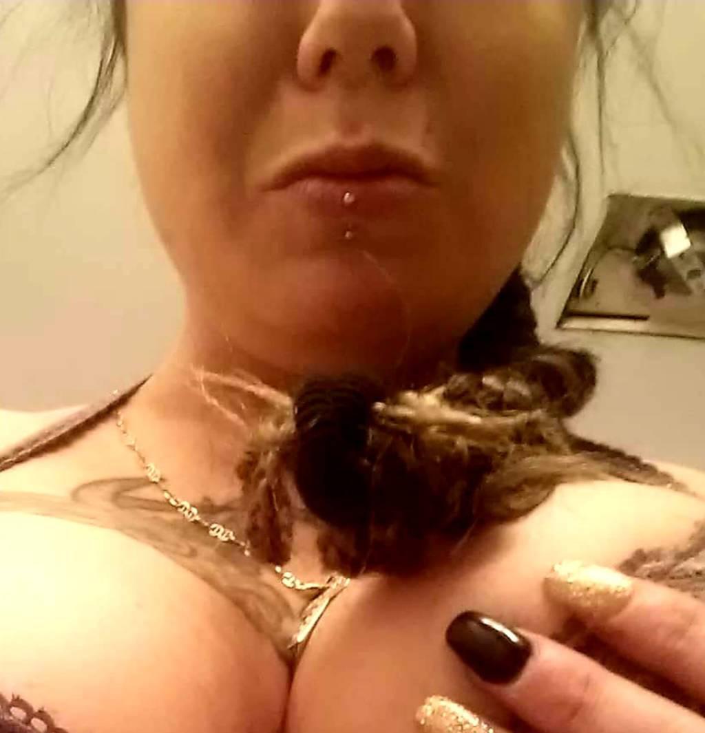 come play amanda avaible now come play amanda avaible now