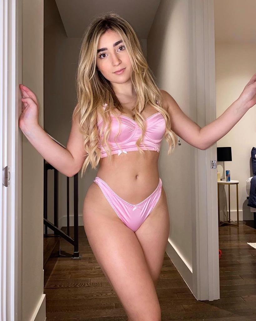 Naughty Emily here to pleasure π₯΅π₯΅ππ₯΅ Naughty Emily here to pleasure π₯΅π₯΅ππ₯΅