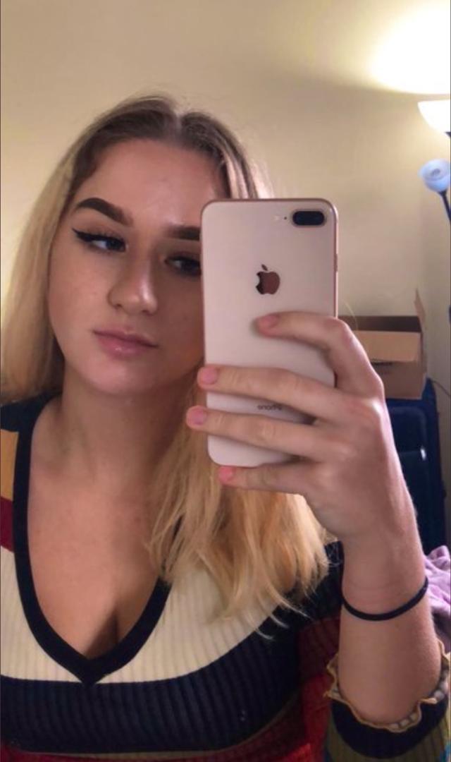 Am available for hook up in call and out call Am available for hook up in call and out call