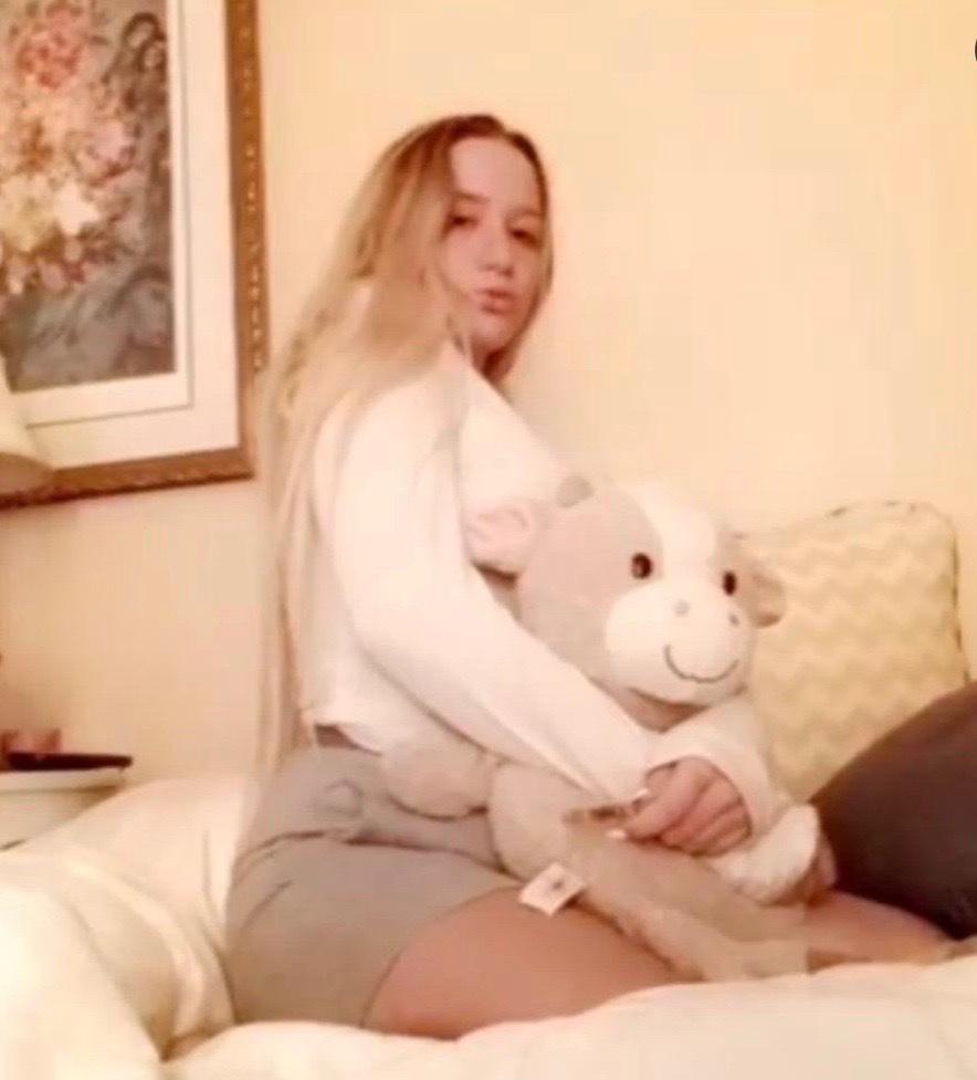 Am available for hook up in call and out call Am available for hook up in call and out call