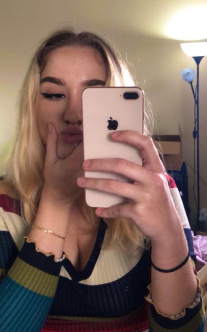 Am available for hook up in call and out call Am available for hook up in call and out call