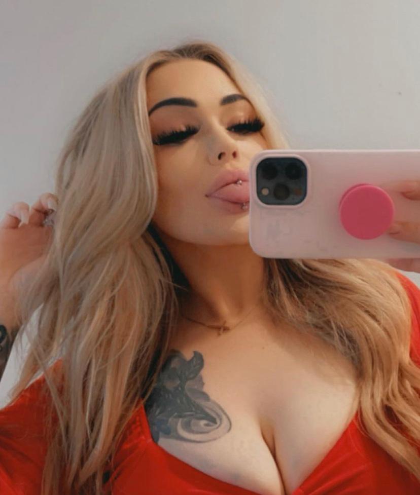 My Yummy butt chick Need to get a deep fuck 🍆🥵🥶and a hardcore pussy pounding. My Yummy butt chick Need to get a deep fuck 🍆🥵🥶and a hardcore pussy pounding.