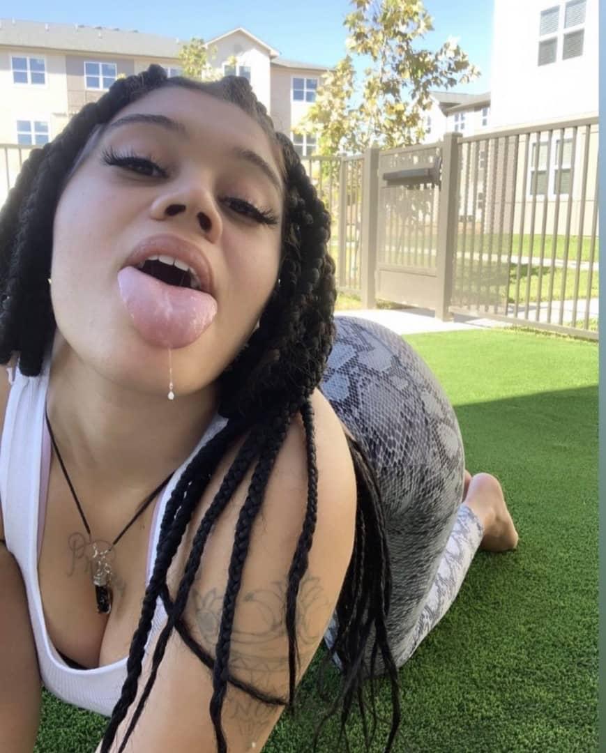 I’m a naughty escort available for the following deals both in call and out call I’m a naughty escort available for the following deals both in call and out call