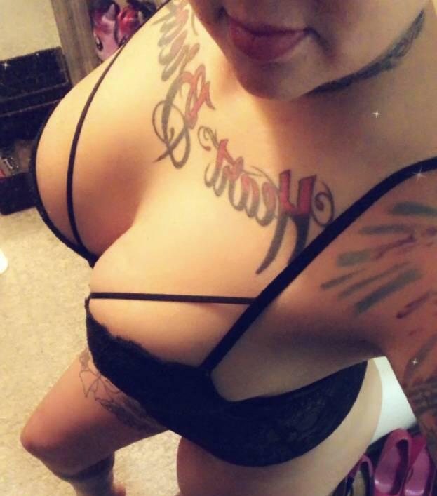 Hey RED DEER!!!! LACEY BANKS IS IN TOWN FOR ONE NIGHT ONLY!! Hey RED DEER!!!! LACEY BANKS IS IN TOWN FOR ONE NIGHT ONLY!!