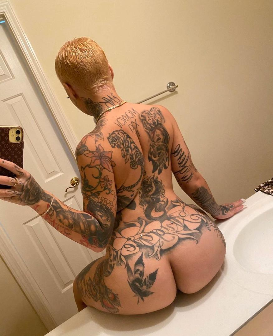 Hook up available Hook up available