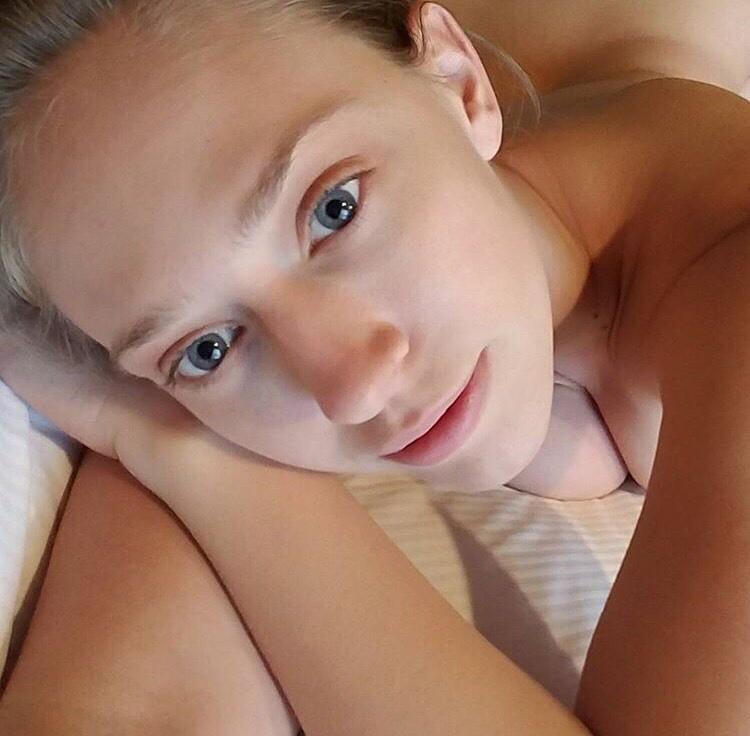 Down for hookup.. Down for hookup..