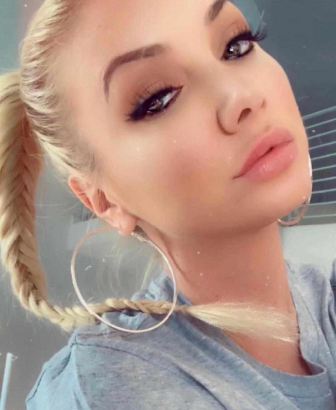 I’M AVAILABLE FOR BOTH INCALL AND OUTCALL SERVICE I’M AVAILABLE FOR BOTH INCALL AND OUTCALL SERVICE