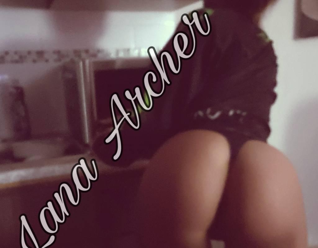 ♡•• sweet lips & killer hips ••♡•• Visiting Town •• Duos ••• ♡•• sweet lips & killer hips ••♡•• Visiting Town •• Duos •••