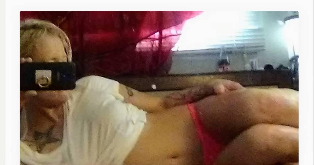 i'm w€t & h0rn¥ i'm w€t & h0rn¥