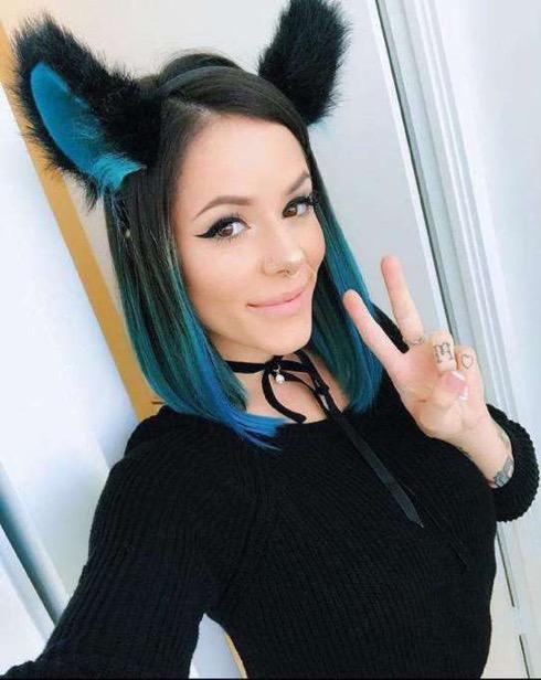 I'm available for you .Your satisfaction is my best desire I'm available for you .Your satisfaction is my best desire