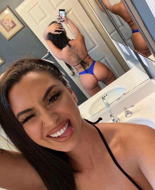 Down to fuck I am available for massage services