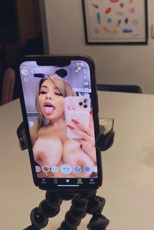 Available for Hookup !! 🍆👅💦