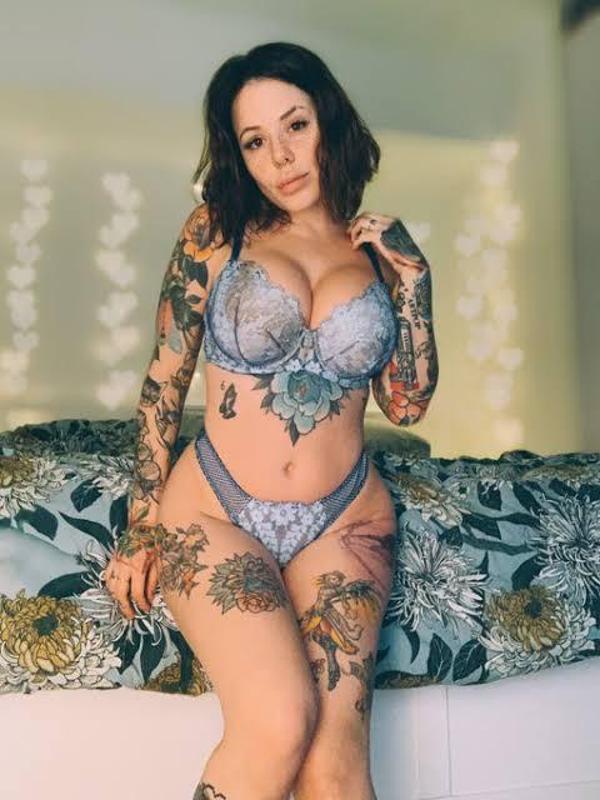 Hook up to fuck available for Incall and outcall 🍆🍑🍆🍑🍆