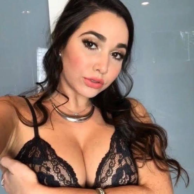 IM AVAILABLE FOR BOTH INCALL AND OUTCALL SERVICE
