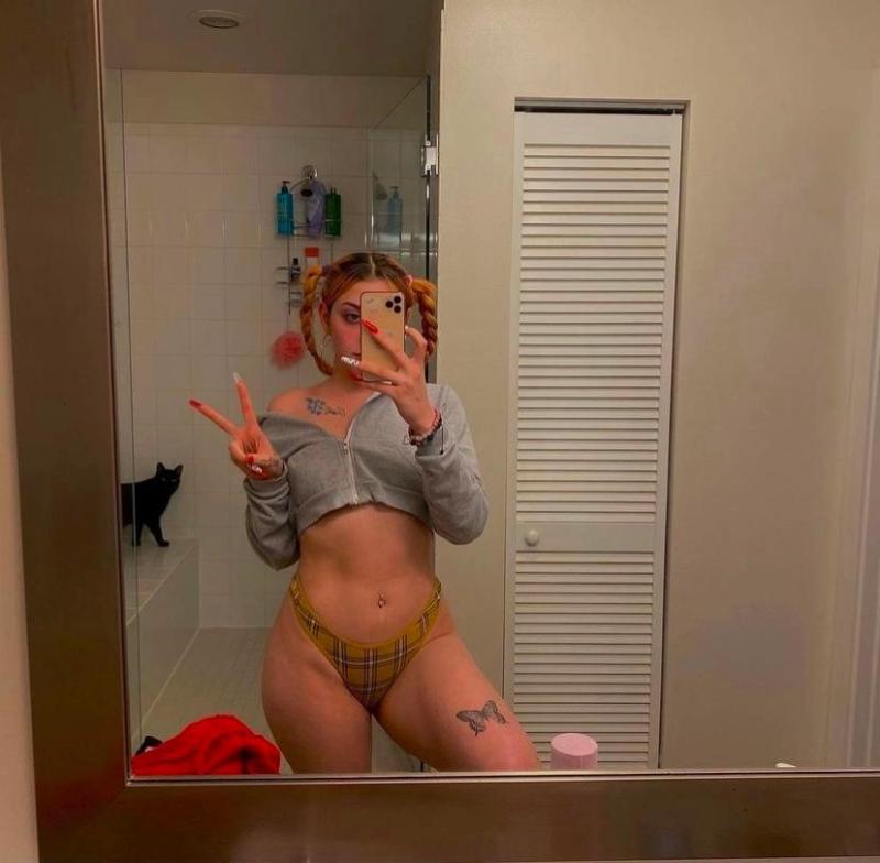 Pro hooker available 24/7