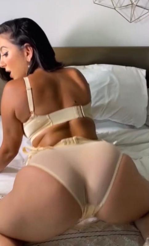 Sassy, Soft, Superior.🍆💦👅🥵 (405) 698-0018. Snap: Chloebutter01