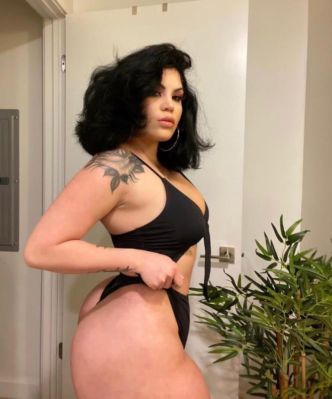Available for hookups both incall and out call 🍆🍑💦