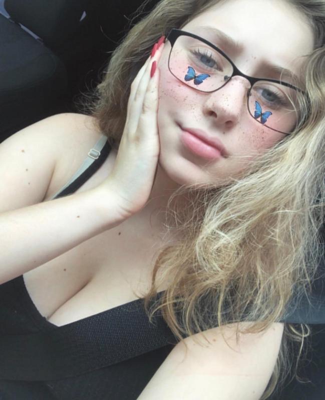 I’M AVAILABLE FOR CARDATE/HOME/HOTEL INCALL AND OUTCALL SERVICES. (323) 366-0815