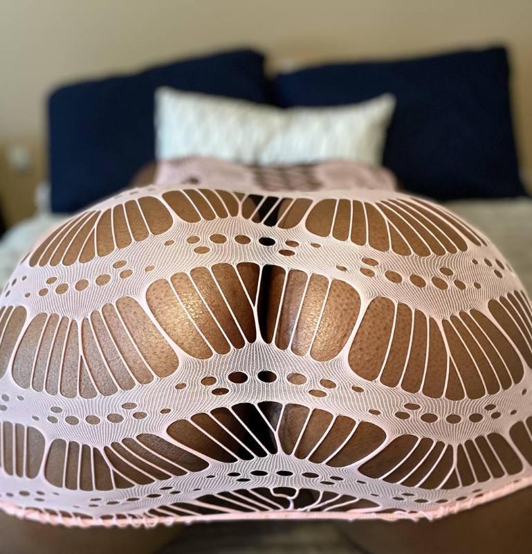 Sexy Lil FREAK :) {OUTCALLS ONLY}