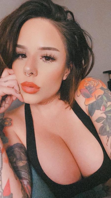 HORNY COME LET ME EASE YOUR STRESS,AVAILAIBLE FOR INCALL AND OUTCALL