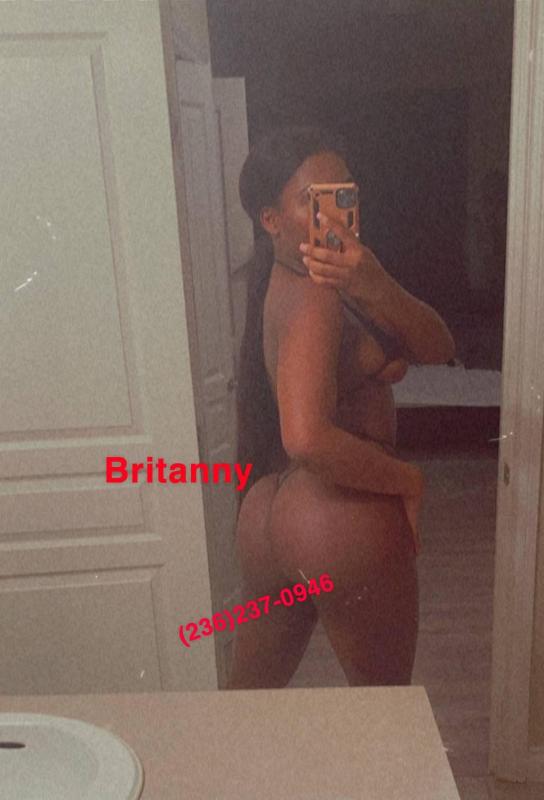 NEW IN TOWNJUICY BOOTYPRETTY FACENAUGHTY BABE