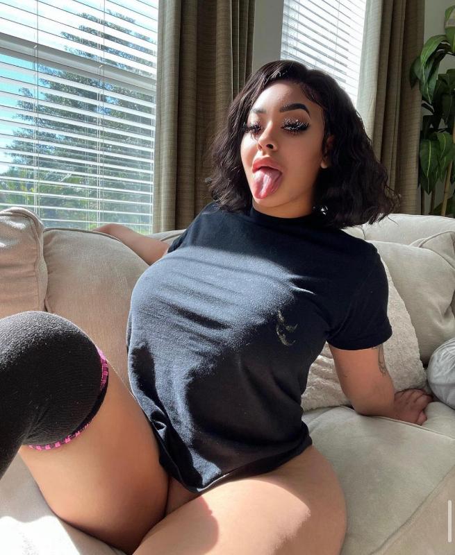 AVAILABLE TO BURST YOUR BALLS NOW 💦👅💦