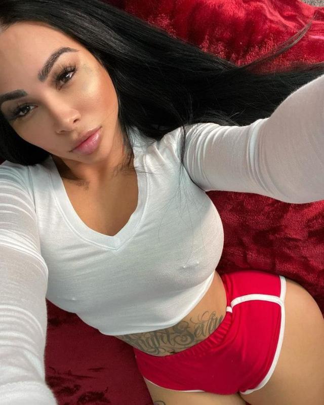 Am available for hookup with good fuck
