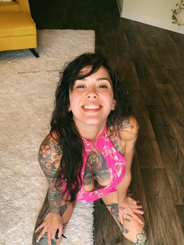 Am an escort ..I will take care of your dick ..and make you cum multiples times