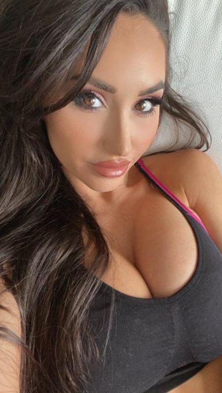 I'M AVAILABLE FOR BOTH INCALL AND OUTCALL SERVICE