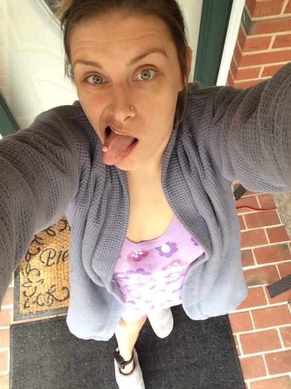 I’m a female escort ready to hookup Can u host ? Are you clean?