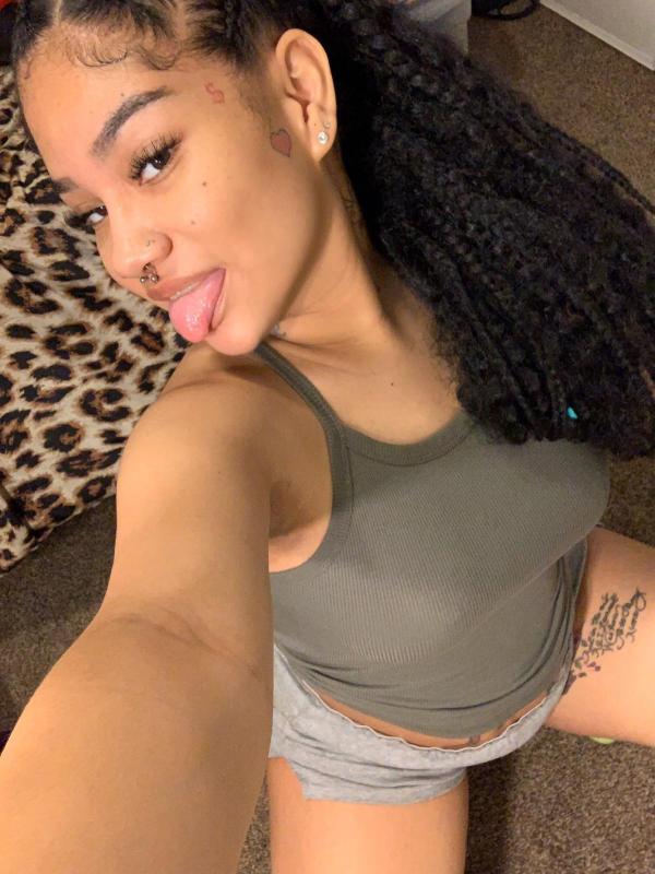 Snapchat: denise_k6991 or text (407) 887-0812. I am m available right now