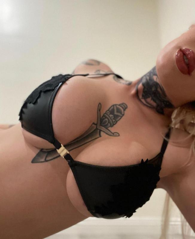 Escort Available for hookup