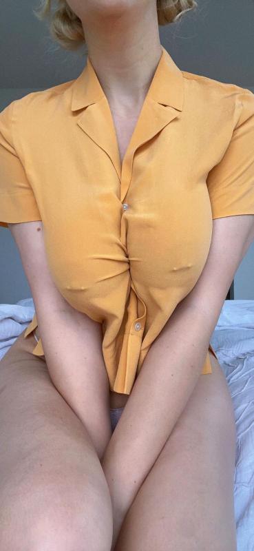 If you are down for sex message me on Snapchat serah_mira