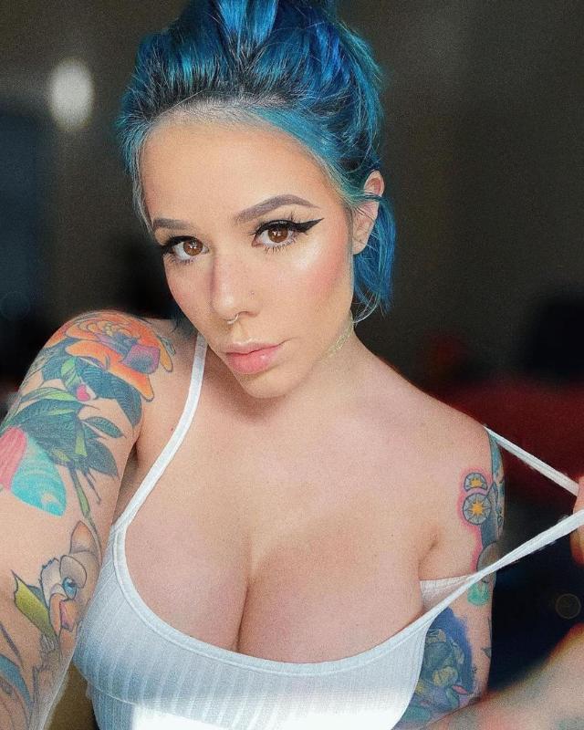 Come😘😍🥰***available for hookup***incall and outcall💋❣️💋