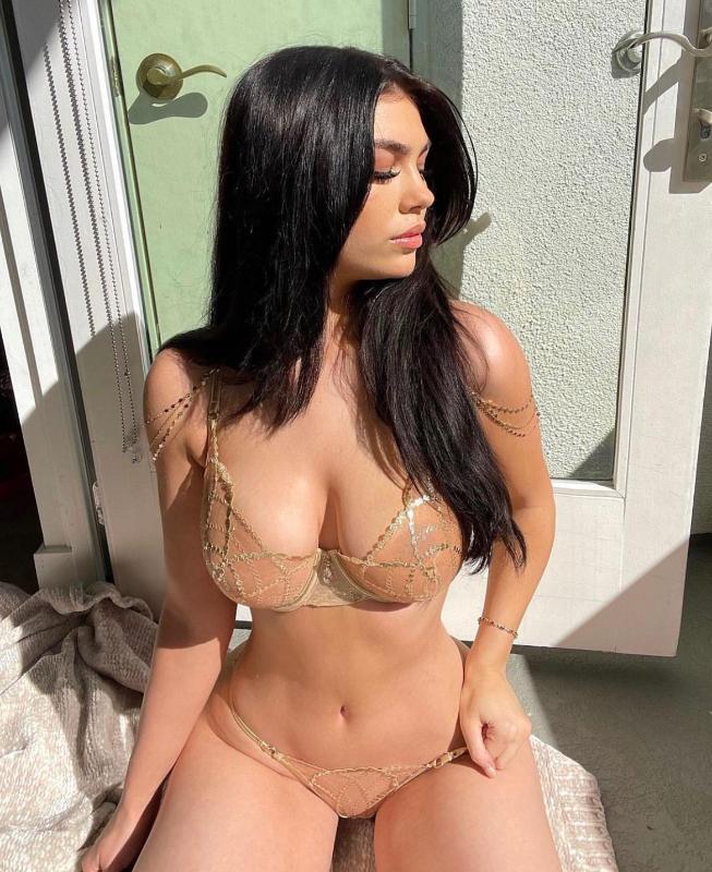 Seductive moist sex kitten cutie patootie affluent sexpot👙Sweet Happy Ending