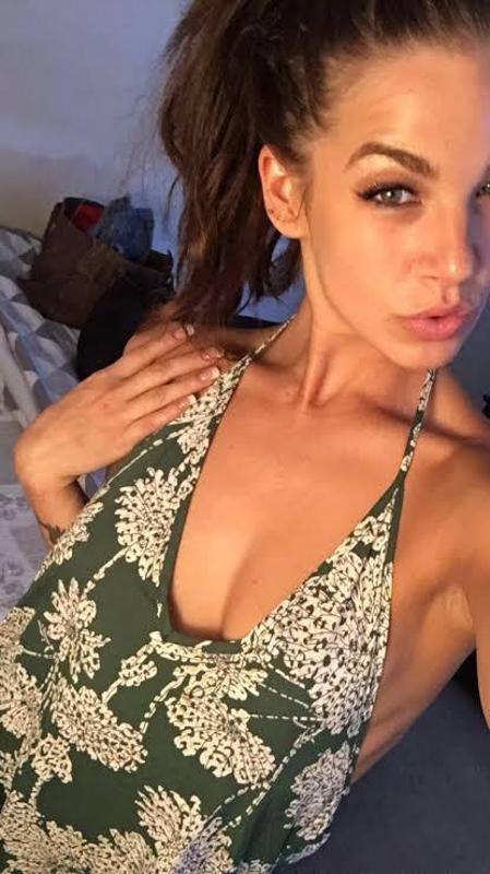 Available for fun and sex hook up both day and nights🤗