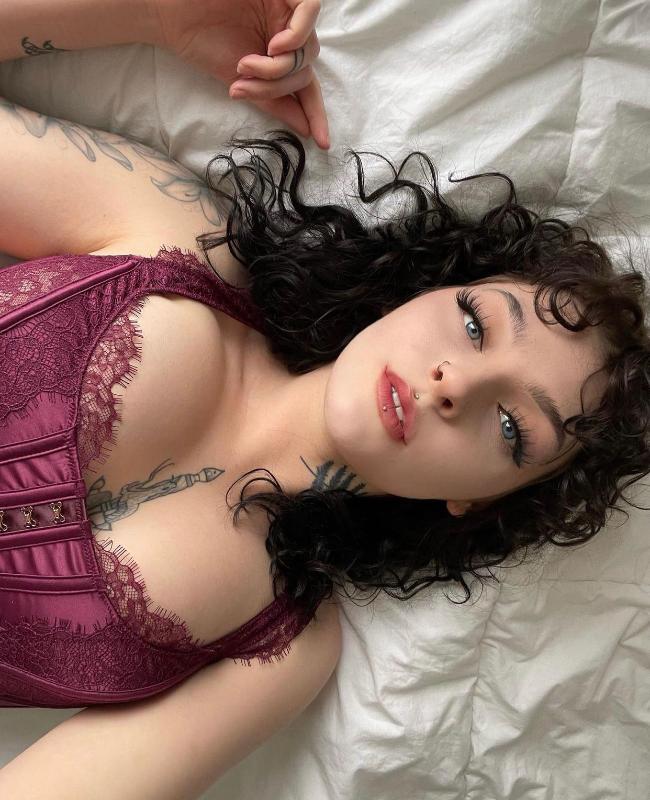 HOOKUP 💦👅 SEX