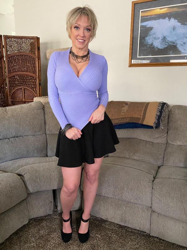 Always available for **** Hardcore,69,breastfuck,Head and doggy**** Message