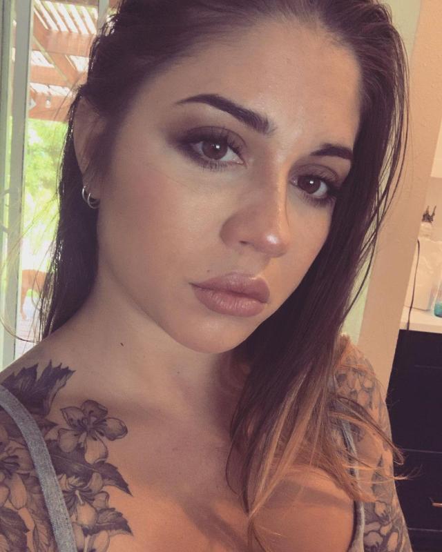 😍 I’m available all day and night for incall and... for rate and unforgettable