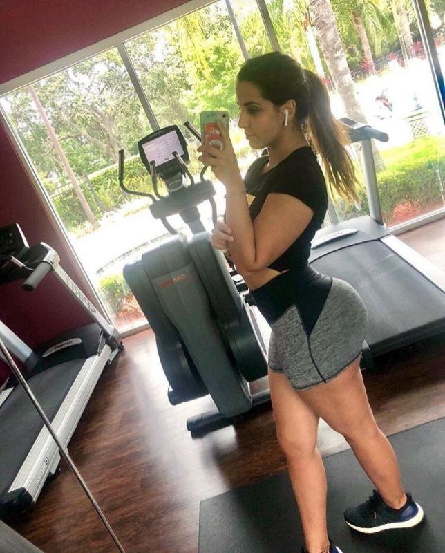 I’m down for fun & naughty stuffs HMU on📱. (786) 509-5571