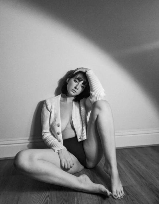 Escort available to play!!!